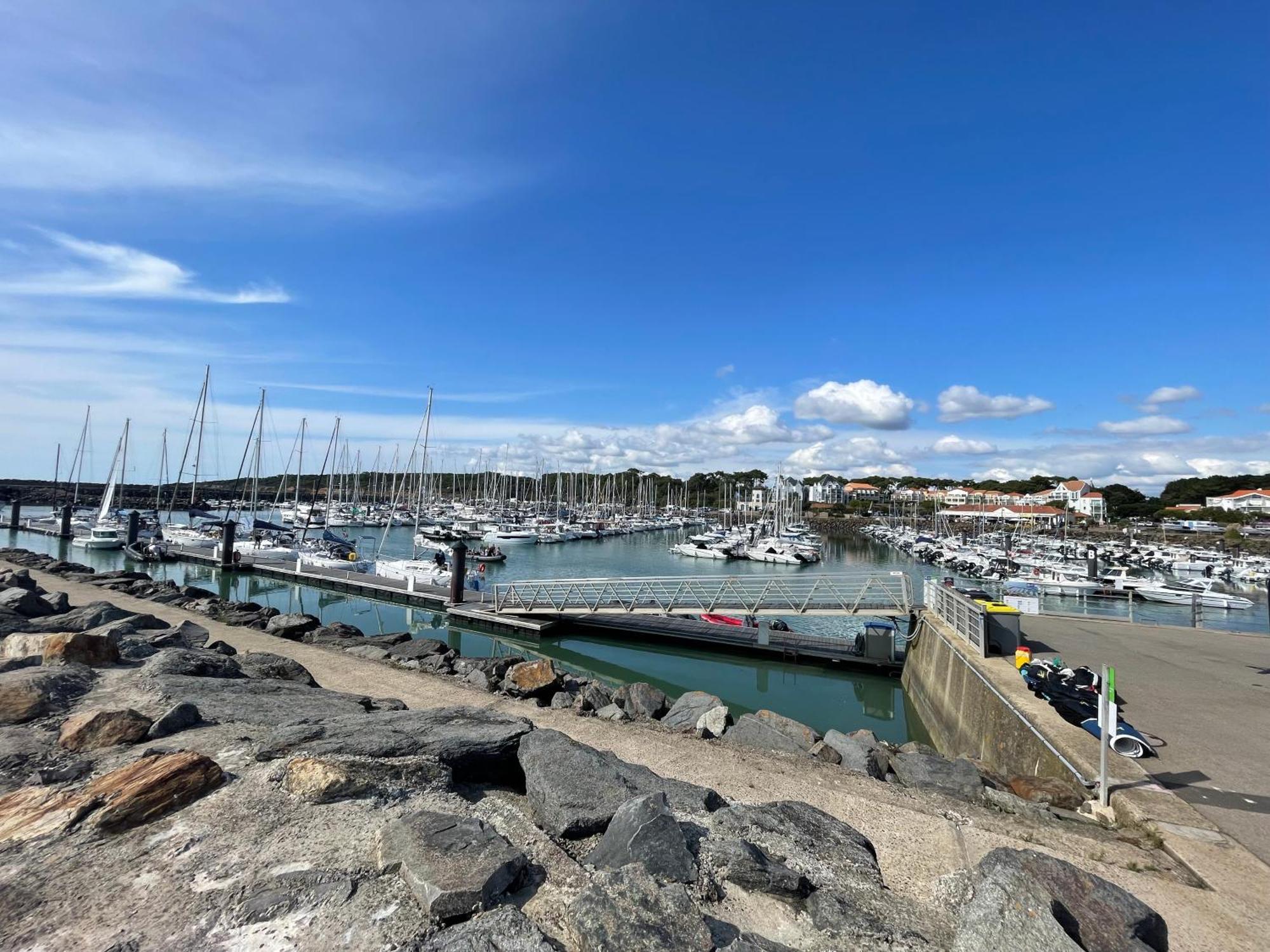 Apartment Appt Avec Vue Panoramique Sur Le A Port Bourgenay Talmont-Saint-Hilaire